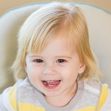 toddler girl smiling